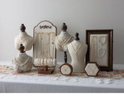 Luxury Necklace Display Portrait Model Wooden Window Jewelry Displays Rack Counter Bracelet Ring Organizer Display Props