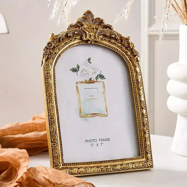 Golden Cadre Vintage Frame Retro Golden Decor Photo Frame For Photo Display, Wedding Anniversary Party Christmas Valentine Gift