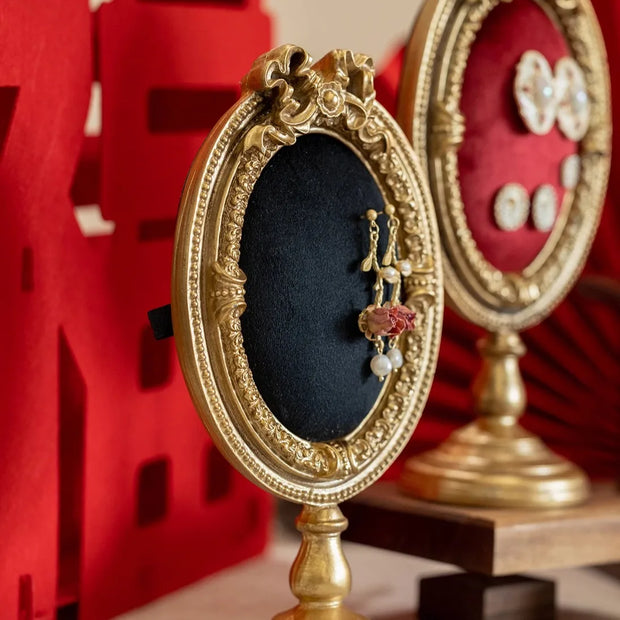 Retro suede photo frame jewelry display stand jewelry earrings bracelet store stall display jewelry photo props