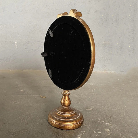 Retro Styled Photo Frame with Stand Elegant Versatile Accessories 22.5x12cm for Housewarming Gift Hand Crafted Tabletop Ornament