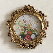 Resin Picture Round Frame Tabletop Wall Mounted Floral Embossed Ornament Painting Frame Vintage Baroque Wooden Photo Frame Holde
