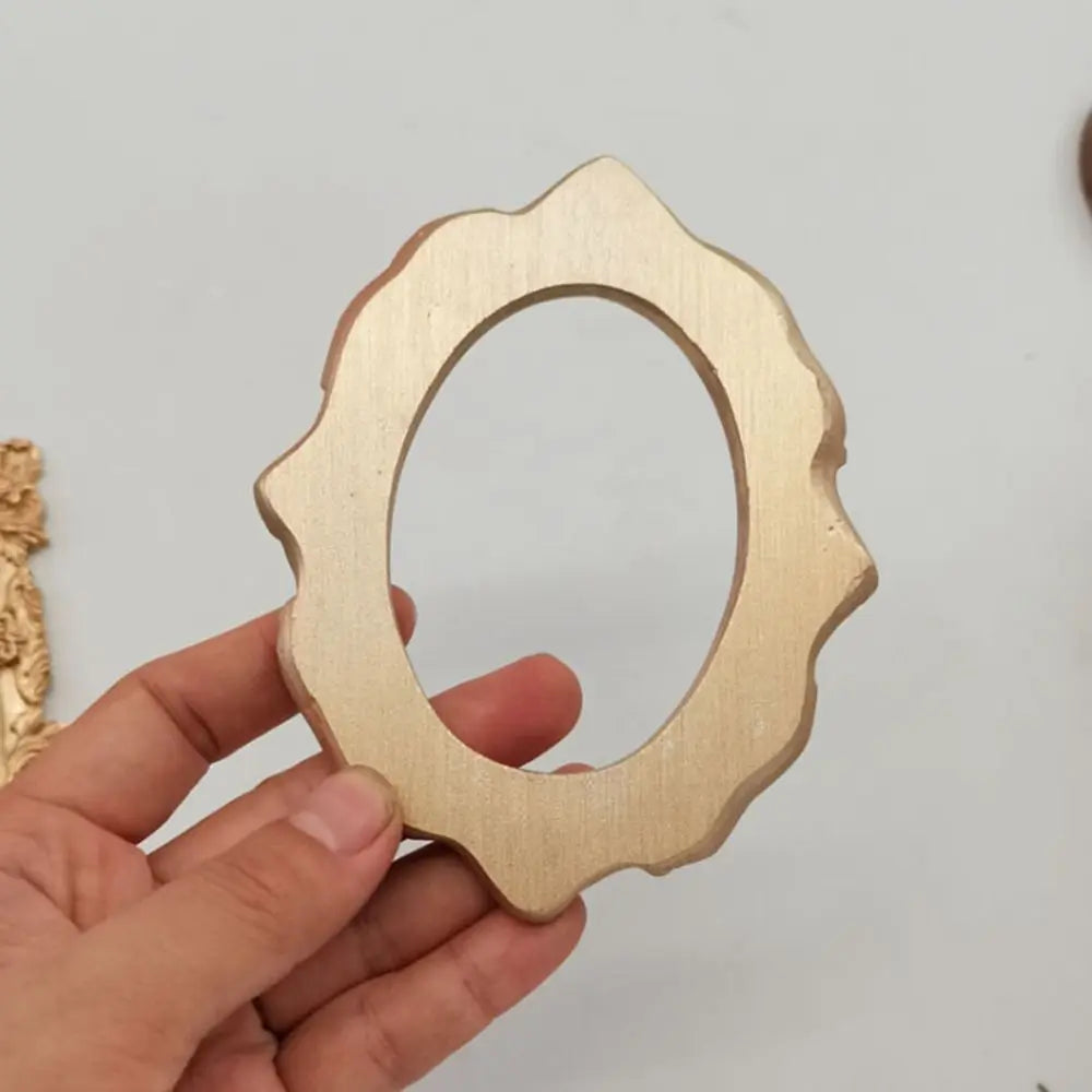 Vintage Gold Victorian Photo Frame – European Retro Wall & Table Décor