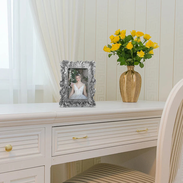 Vintage Photo Frame Ornaments Picture Resin Framed Wedding Gift Fashion Gold Simple Tabletop Picture Frame