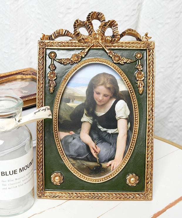 France light luxury products elegant princess style retro gold carving European photo frame ornaments resin creative photo frame