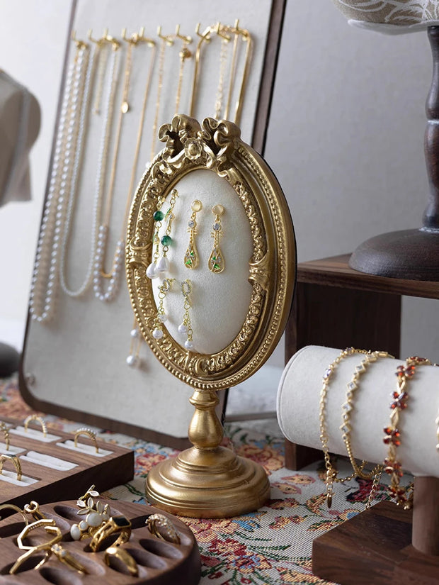 Luxury Necklace Display Portrait Model Wooden Window Jewelry Displays Rack Counter Bracelet Ring Organizer Display Props