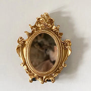 Antique European Photo Frame Gold Color Carved Embossed Resin Picture Frame Holder Wall Hanging Home Decoration Ornament Crafts