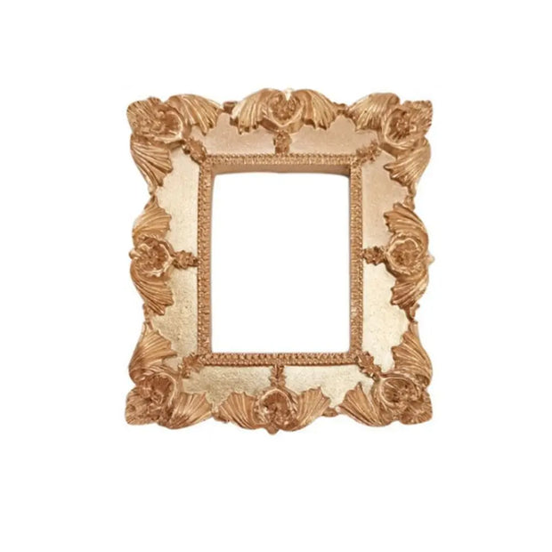 Wall Decoration Vintage Golden Retro Photo Frame Decorative European Victorian Style Pictures Frames Shooting Photo Props