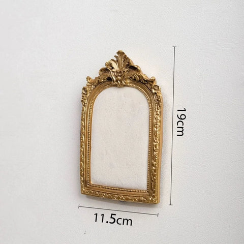 Vintage Resin Velvet Jewelry Display Stand Retro Necklace Bracelet Earring Pendant Display Props Holder Classic Jewelry Stand