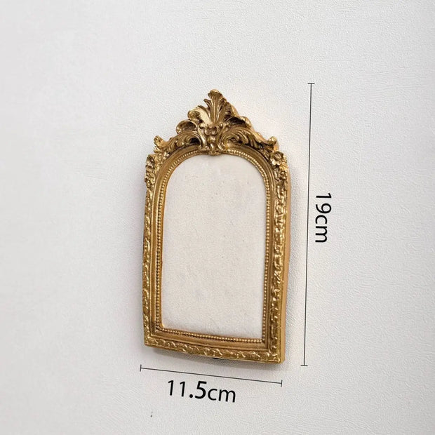 Vintage Resin Velvet Jewelry Display Stand Retro Necklace Bracelet Earring Pendant Display Props Holder Classic Jewelry Stand
