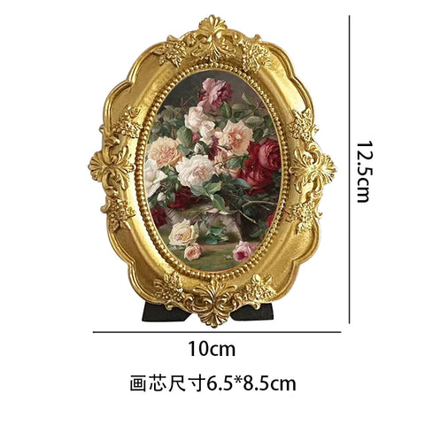 Retro European relief round resin small photo frame picture frame ornament homestay wall decoration literary light luxury wall h