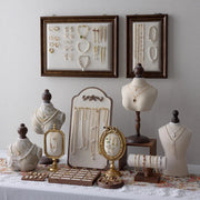 Luxury Necklace Display Portrait Model Wooden Window Jewelry Displays Rack Counter Bracelet Ring Organizer Display Props